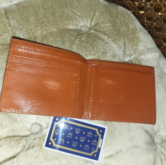 (SOLD)Rare Authentic vintage MCM cogniac Men's wallet - Picture 4 of 6